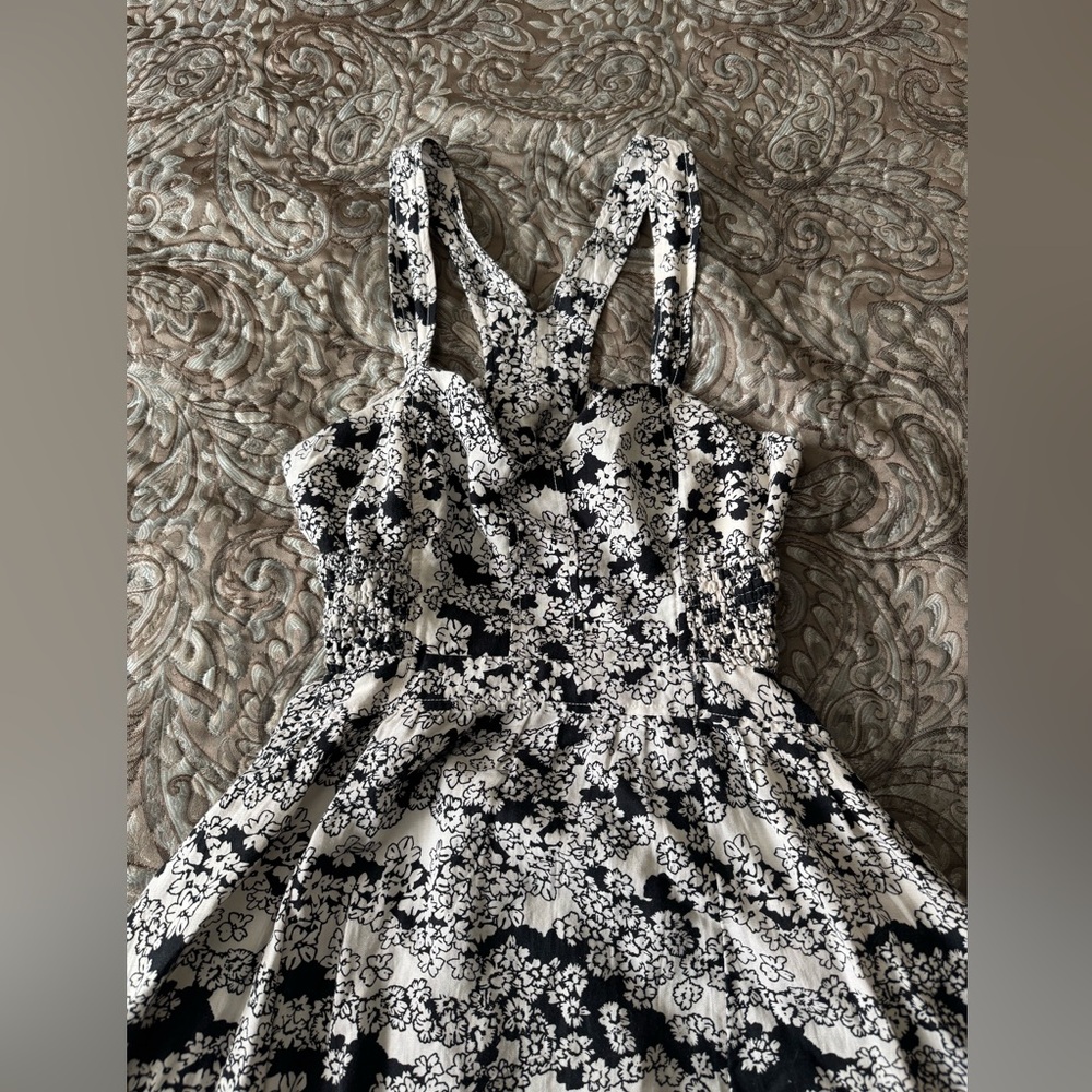 Brand new with tags Anthropologie size medium dress.